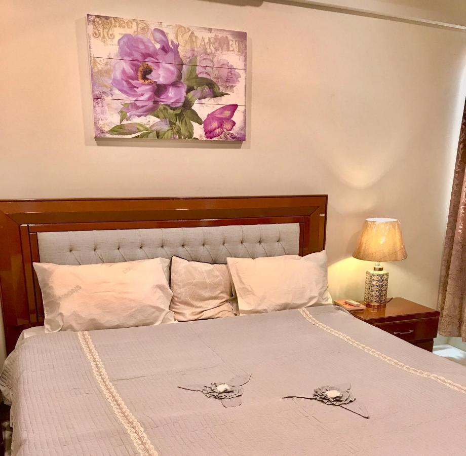 Atrium High Suite 2Bed Family Apartment Near Giga Mall Islamabad Bagian luar foto